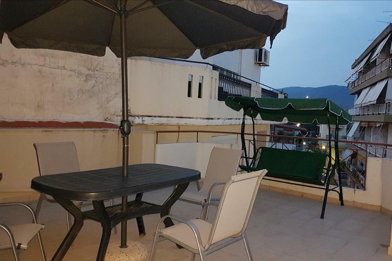 דירות Mesolóngion Cozy Loft מראה חיצוני תמונה