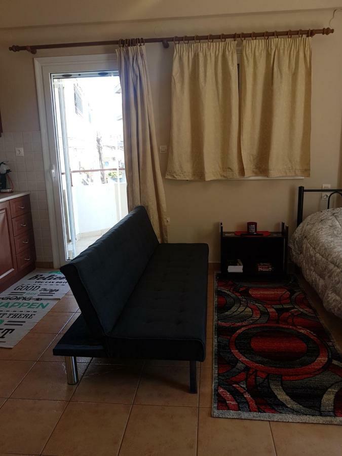 דירות Mesolóngion Cozy Loft מראה חיצוני תמונה